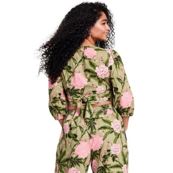 Women's Large Peony Print Tie Wrap Top - Agua Bendita × Target Dark Olive/Blush - Picture 2 of 3